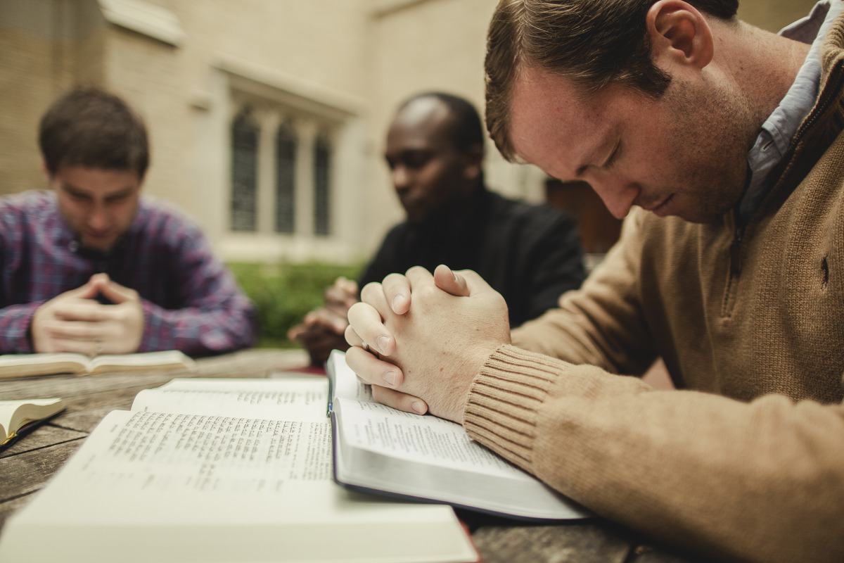 BUILDING CONFIDENCE IN THE PASTORAL MINISTRY